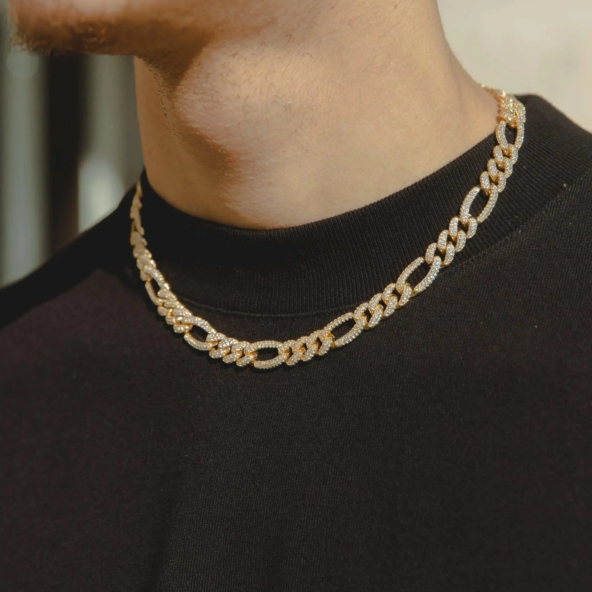 10mm Iced Figaro Chain - Image 7