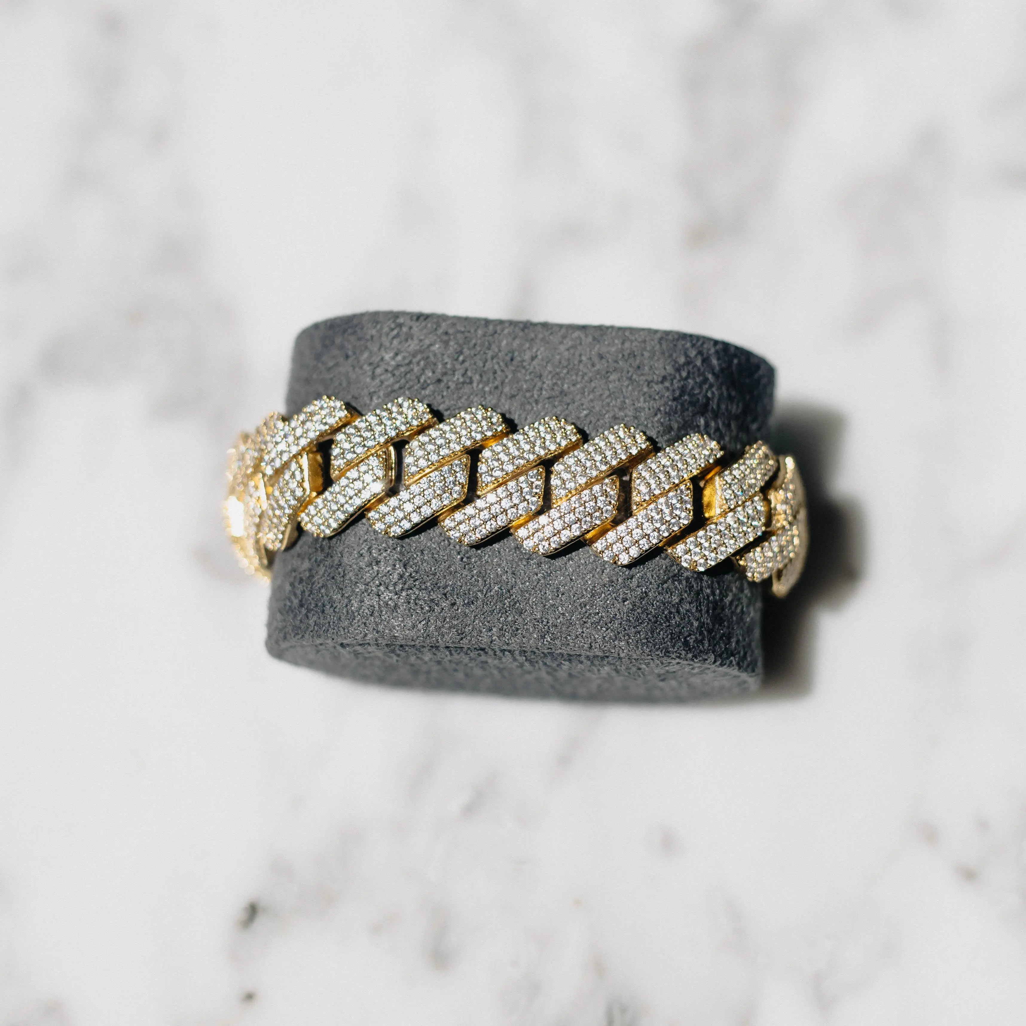 20mm Prong Cuban Bracelet - Image 7