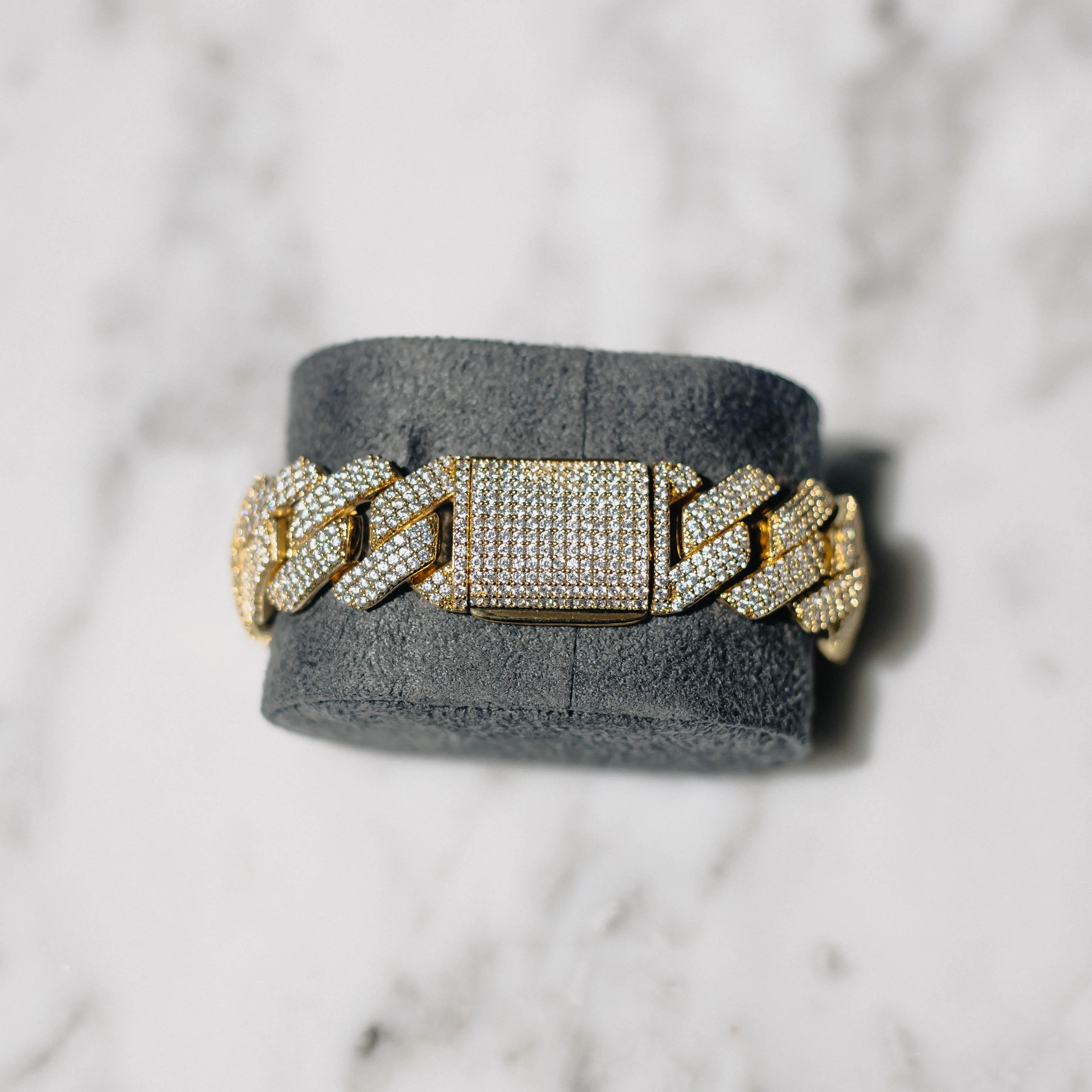 20mm Prong Cuban Bracelet - Image 8