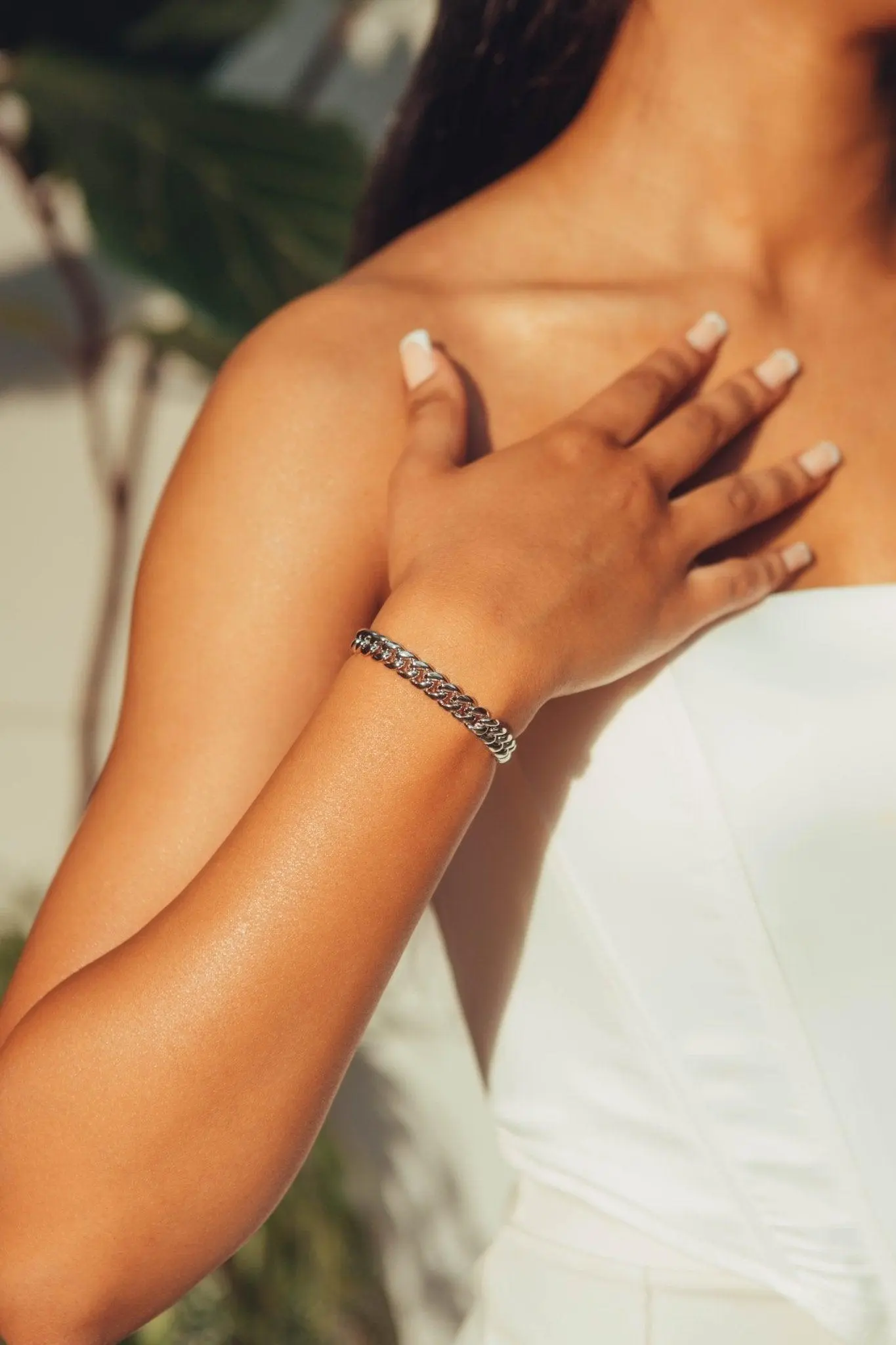 8mm Miami Cuban Link Bracelet - White Gold - Image 2
