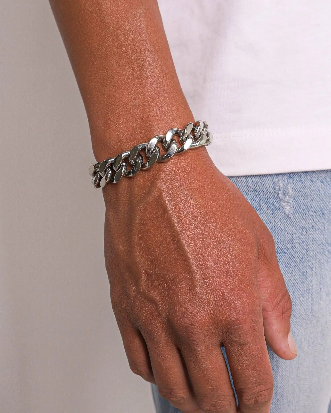 Cuban Boxed 12MM Bracelet - Image 7