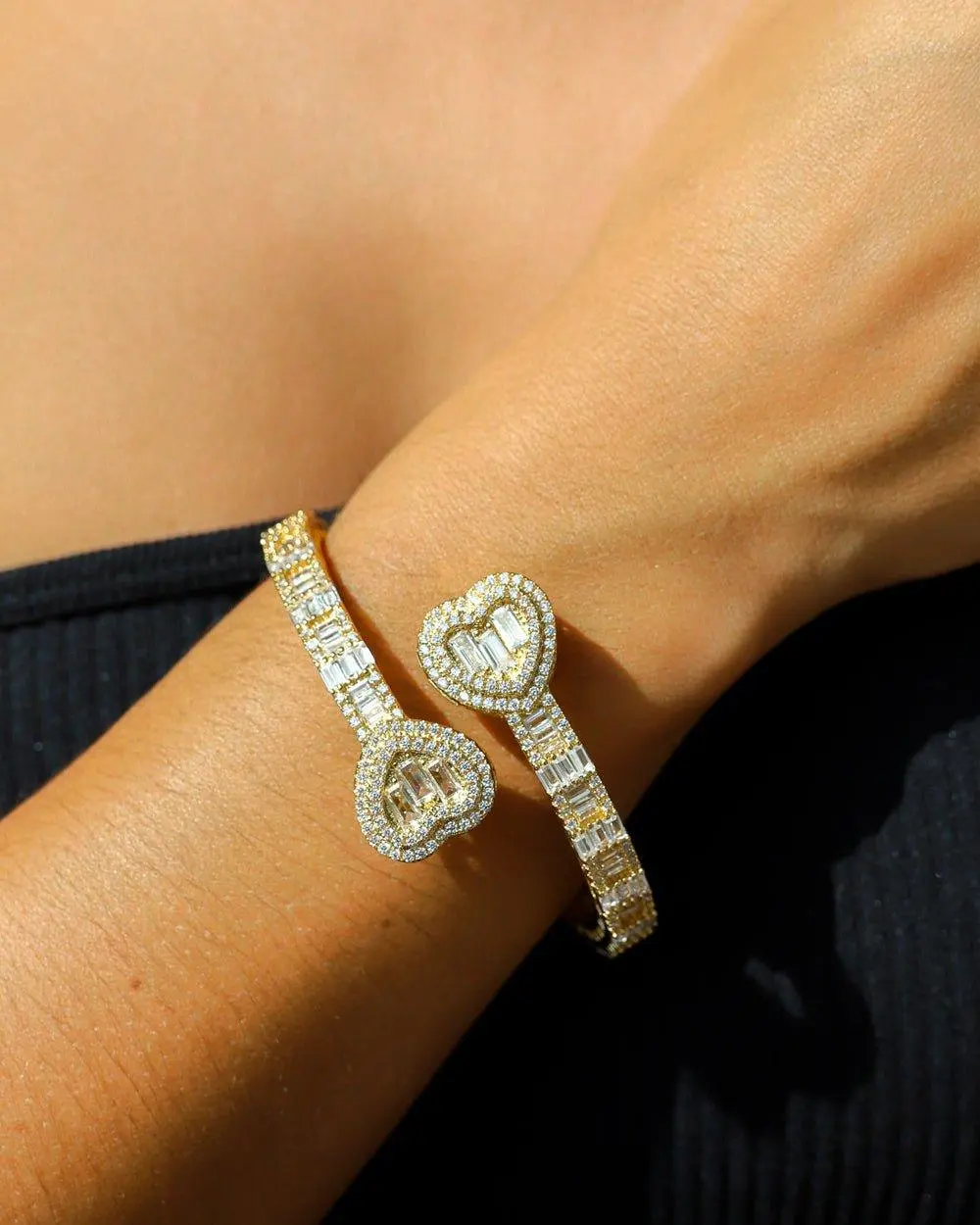 LOVE BANGLE BRACELET - GOLD - Image 2