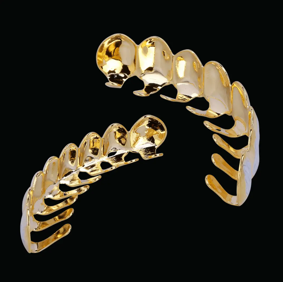 Smooth Paved Setting Iced Out Grillz - Image 4